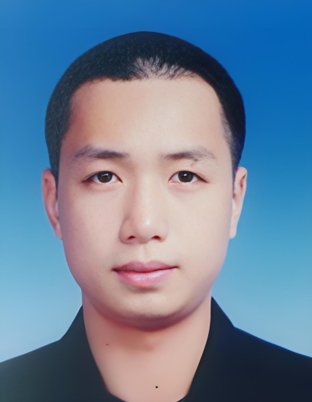 陈 曦